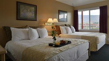 Maple Leaf Motel Inn Towne オソヨース エクステリア 写真